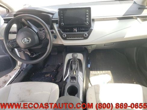 Used 2020 Toyota Corolla LE image 8