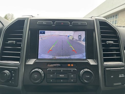 Used 2021 Ford F350 XLT w/ XLT Premium Package image 13