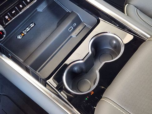 New 2026 Chevrolet Suburban Premier w/ Sun And Tow Package image 15