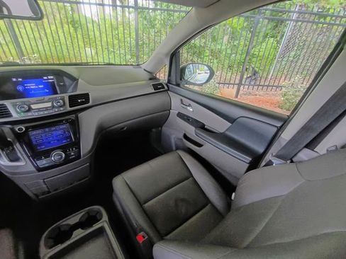 Used 2017 Honda Odyssey EX-L image 33