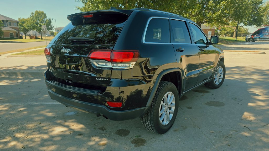 Used 2021 Jeep Grand Cherokee Laredo AWD/4WD image 10