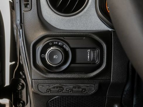 Used 2026 Jeep Wrangler Unlimited Sport AWD/4WD image 13