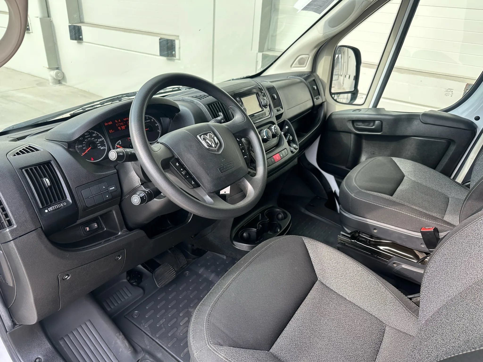 Used 2021 RAM ProMaster 2500 FWD image 13