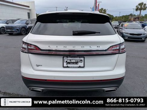 Used 2023 Lincoln Nautilus Reserve FWD image 4