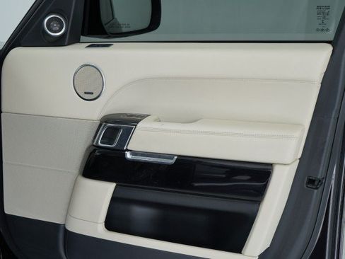Used 2013 Land Rover Range Rover Supercharged AWD/4WD image 57