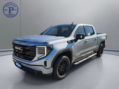 Used 2024 GMC Sierra 1500 Elevation w/ Elevation Premium Package AWD/4WD image 3