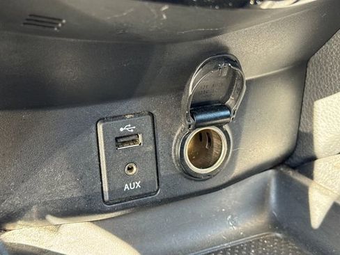 Used 2016 Nissan Rogue S image 23