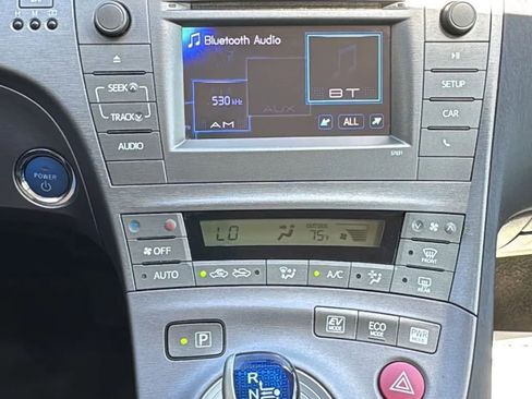 Used 2015 Toyota Prius Two FWD image 50