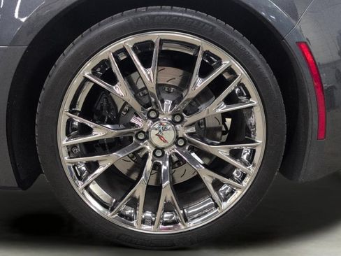 Used 2017 Chevrolet Corvette Grand Sport RWD image 29