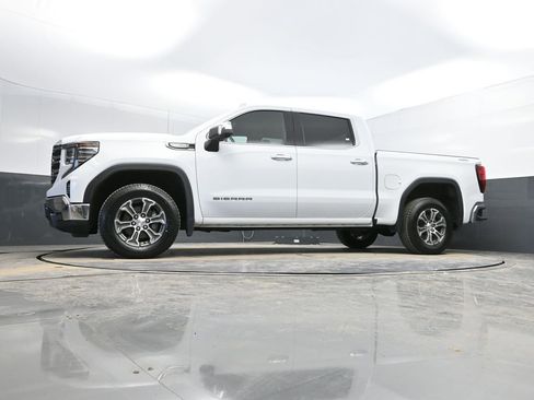 Used 2025 GMC Sierra 1500 SLT image 35