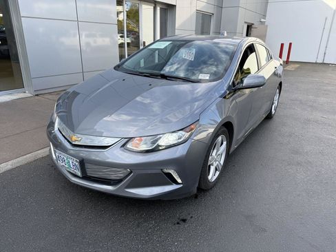 Used 2018 Chevrolet Volt LT w/ Comfort Package image 1