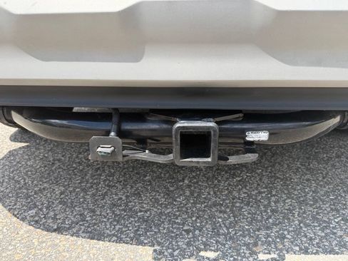 Used 2020 Hyundai Santa Fe Limited AWD/4WD image 10