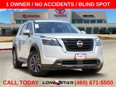 Used 2025 Nissan Pathfinder SV