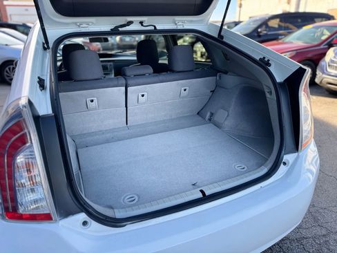 Used 2014 Toyota Prius Two image 17