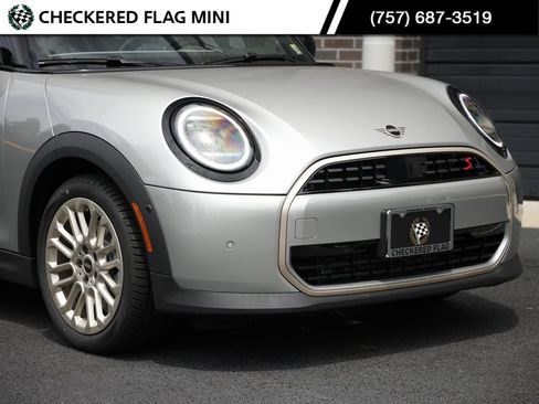 Used 2025 MINI Cooper S image 2