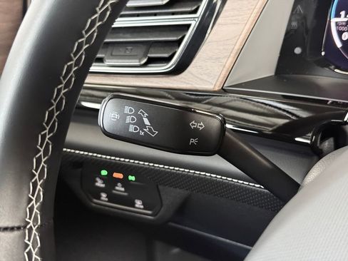 New 2026 Volkswagen Atlas SE FWD image 14