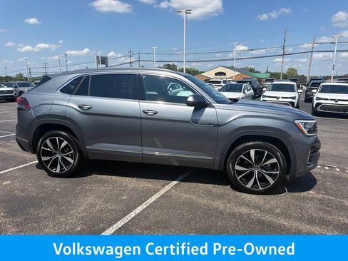 Used 2024 Volkswagen Atlas Cross Sport SEL Premium R-Line AWD/4WD image 2