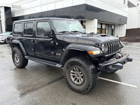 Used 2024 Jeep Wrangler Unlimited Rubicon 392 AWD/4WD image 7