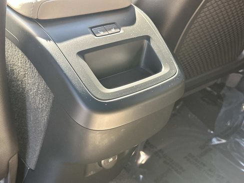 Certified 2026 Volvo XC60 B5 Plus w/ Protection Package Premier image 22