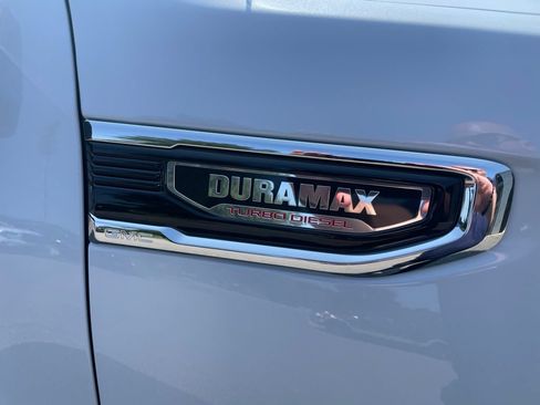 Used 2026 GMC Sierra 1500 Denali AWD/4WD image 3