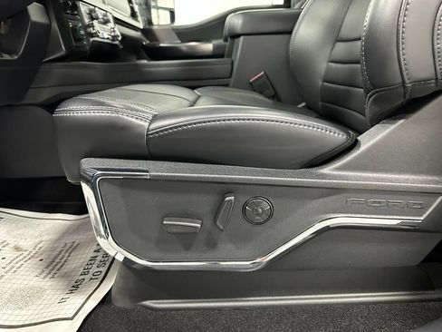 Used 2026 Ford F250 Platinum AWD/4WD image 12