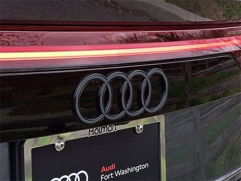 New 2026 Audi Q8 Premium Plus image 21