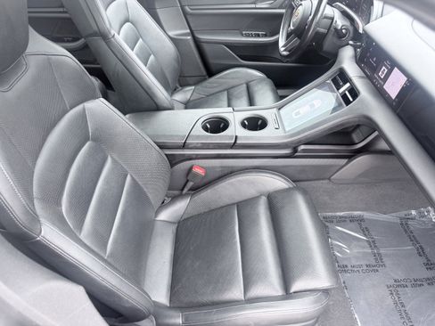 Used 2023 Porsche Taycan image 24