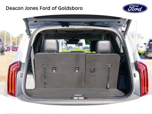 Used 2022 Kia Telluride SX w/ Nightfall Edition Package image 14