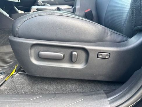 Certified 2020 Toyota Tacoma Limited AWD/4WD image 21