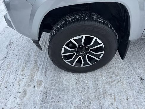 Used 2023 Toyota Tacoma TRD Sport image 10