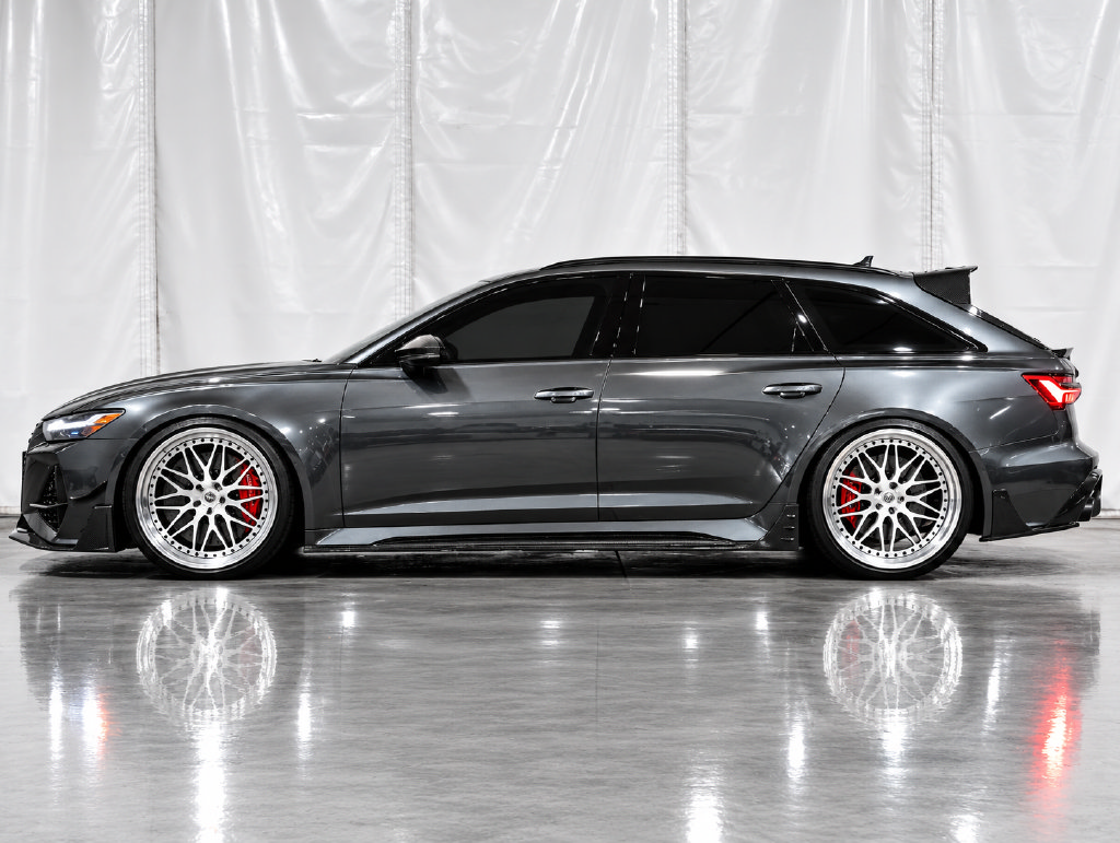Used 2023 Audi RS 6 AWD/4WD image 2