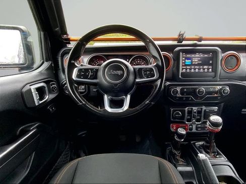 Used 2020 Jeep Gladiator Mojave w/ Trailer Tow Package AWD/4WD image 17