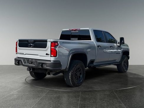 Used 2025 Chevrolet Silverado 2500 ZR2 w/ ZR2 Bison Edition AWD/4WD image 9