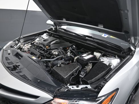 Used 2022 Toyota Camry SE AWD/4WD image 25