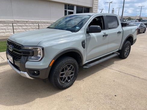 Used 2024 Ford Ranger XLT w/ FX4 Off-Road Package AWD/4WD image 2