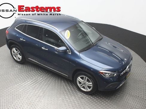 Used 2023 Mercedes-Benz GLA 250 4MATIC w/ Premium Package image 3