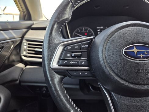 Used 2023 Subaru Outback Premium AWD/4WD image 41