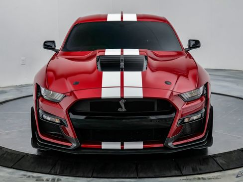 Used 2021 Ford Mustang Shelby GT500 w/ Carbon Fiber Handling Package RWD image 35