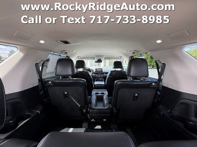 Used 2025 Honda Pilot EX-L image 18