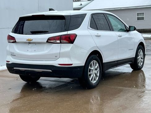 Used 2024 Chevrolet Equinox LT image 38