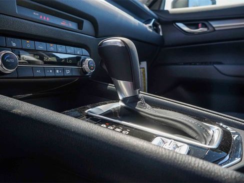 New 2025 MAZDA CX-5 AWD 2.5 S w/ Select Package image 27