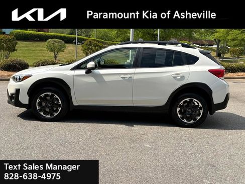 Used 2021 Subaru Crosstrek 2.0i Premium w/ Moonroof Package AWD/4WD image 3