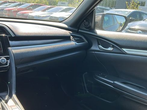 Used 2019 Honda Civic Sport image 24