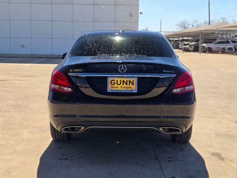 Used 2018 Mercedes-Benz C 300 4MATIC Sedan image 4