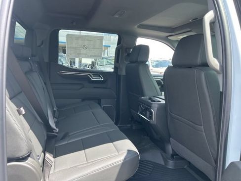 New 2026 Chevrolet Silverado 1500 LTZ w/ LTZ Premium Package AWD/4WD image 32