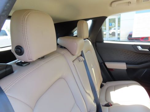 Used 2020 Ford Escape SE Sport image 34