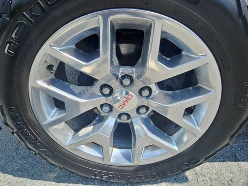 Used 2017 GMC Sierra 1500 SLT w/ SLT Premium Package AWD/4WD image 30