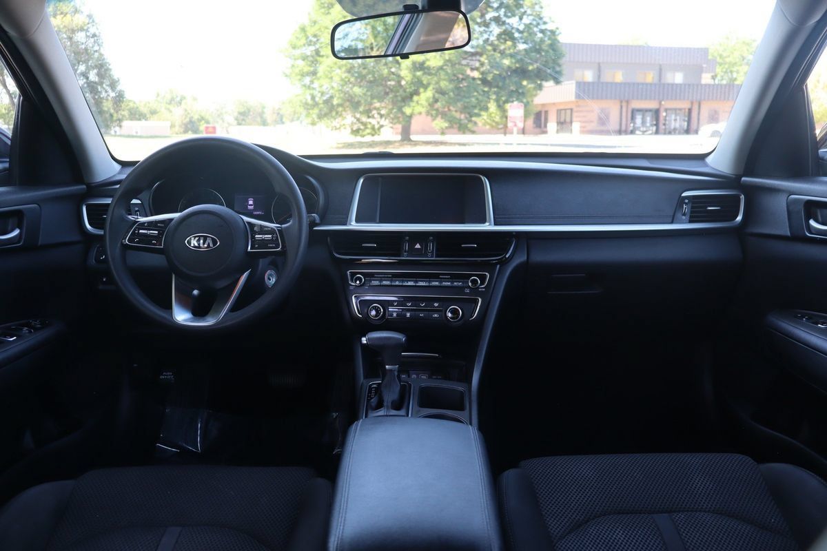 Used 2020 Kia Optima LX FWD image 14