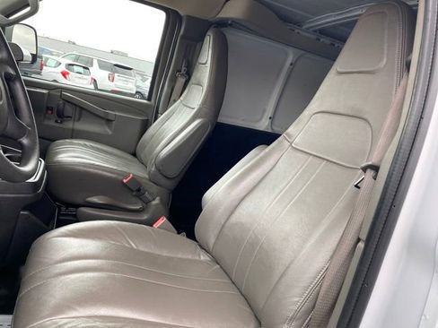 Used 2024 GMC Savana 2500 Extended image 12