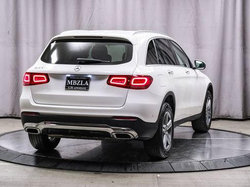 Used 2021 Mercedes-Benz GLC 300 image 4